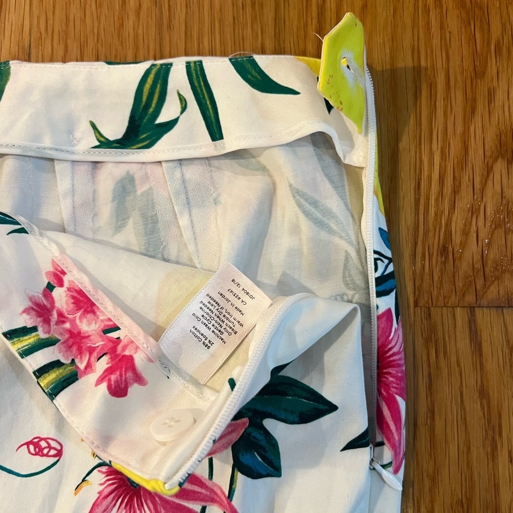 Talbots white pattern capris - Picture 5 of 6